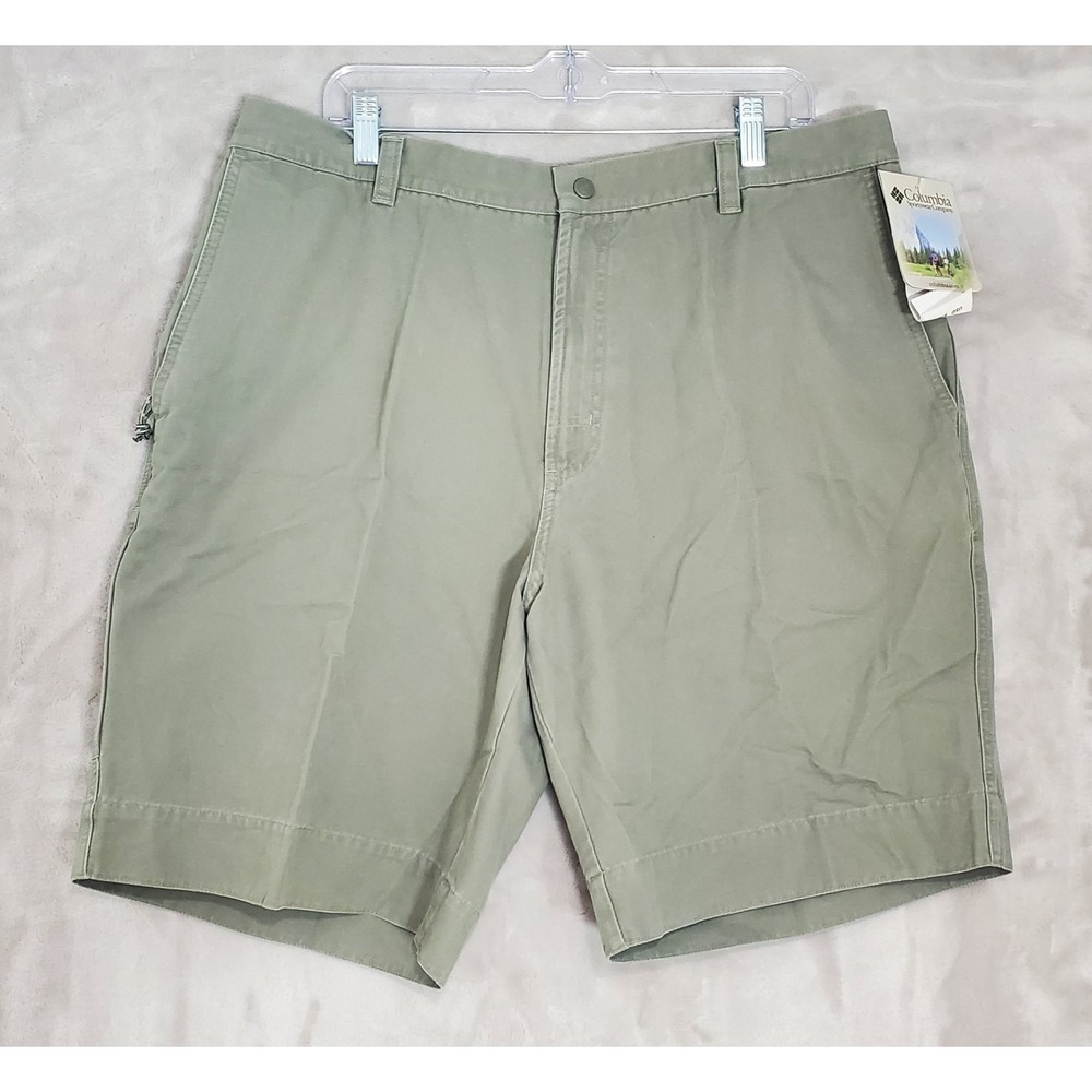 Columbia Shorts Mens Size 38 ROC Cargo Shorts Sage Green Cotton Outdoors NWT - Picture 1 of 9
